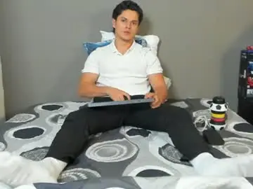 Chaturbate Adult Webcams of julian_wallace1