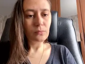 Chaturbate Live Sex Cam of mesmerizing_hypn0_goddess