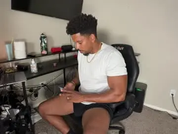 Chaturbate Sex Cam of 10inch_gymjunky