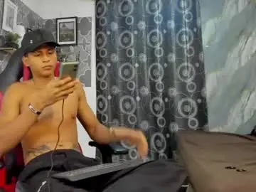 Chaturbate Best live sex cam show of alan_dixon1