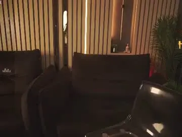 Chaturbate Free Porn Cam of crystallpaws_