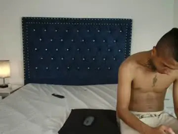 Chaturbate Free Live Porn of damian_and_roxanne