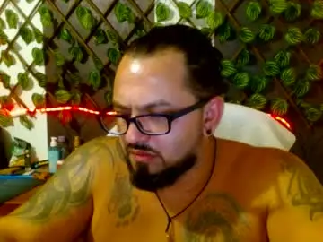 Chaturbate Best live sex cam show of mr_wolf46