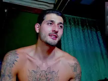 Chaturbate Best live sex cam show of alejo_323__