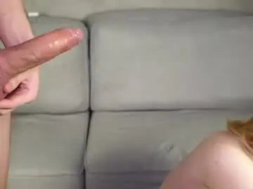 Chaturbate Watch Live Sex Cams of chloesweetdreams