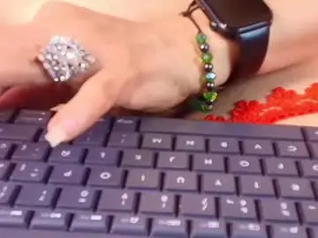 Chaturbate Live Sex of moxa_hot