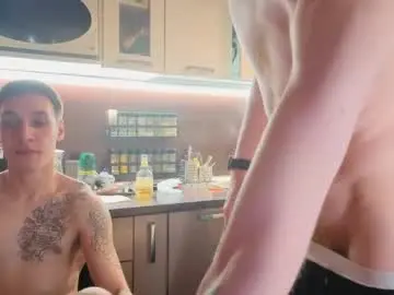 Chaturbate Free Live Porn of omg_pie