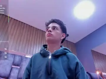 Chaturbate Live Porn of owen__johnson