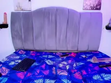 Chaturbate Private Sex Chat of scarlet_anal7