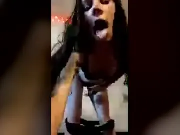 Chaturbate Best live sex cam show of wetlilys