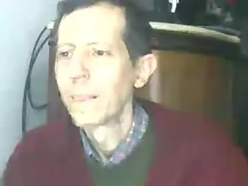 Chaturbate Best live sex cam show of lucianoaxel