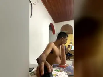 Chaturbate Adult Webcam of maxi_dick33