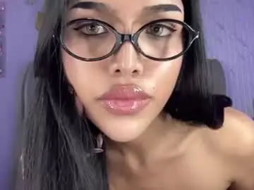 Chaturbate Best live sex cam show of ylonagrae