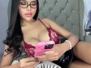 Chaturbate Watch Live Sex Cams of ylonagrae