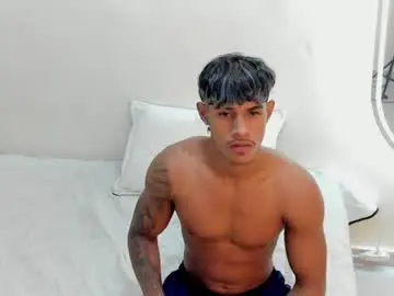 Chaturbate Live Sex Cam of joao_da_silva19