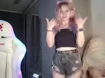 Chaturbate Best live sex cam show of lomamcmeen