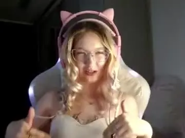 Chaturbate Best live sex cam show of lomamcmeen