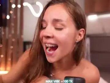 Chaturbate Sex Cam of mon1_day