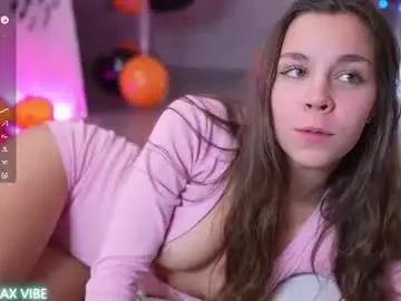 Chaturbate Free Porn Cam of mon1_day