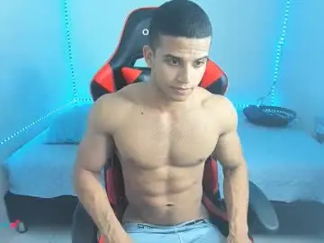 Chaturbate Nude Webcam of oliver_thompsson