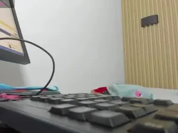 Chaturbate Live Sex Cam of ellascott7