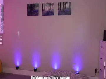Chaturbate Free Porn Cam of fiery_redhead