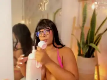 Chaturbate Adult Webcam of nicolemorelli2