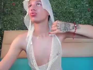 Chaturbate Best live sex cam show of shadow_booy
