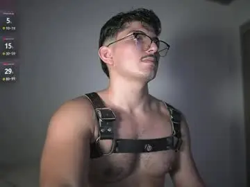 Chaturbate Live Sex Cam of simoon_01