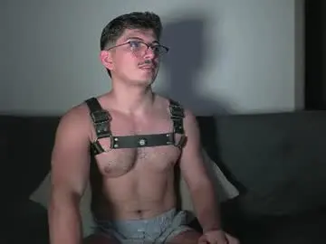 Chaturbate Live Porn of simoon_01
