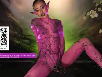 Chaturbate Best live sex cam show of amnie_