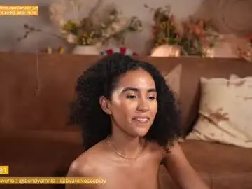 Chaturbate Adult Webcams of amnie_