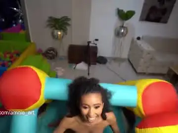 Chaturbate Nude Webcam of amnie_