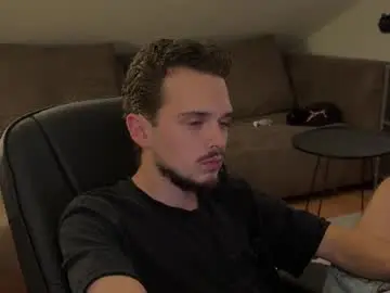 Chaturbate Live Sex Cam of daimon_hall