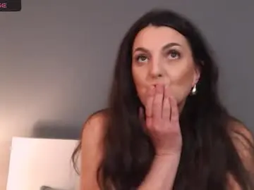 Chaturbate Nude Webcam of itsyourlady