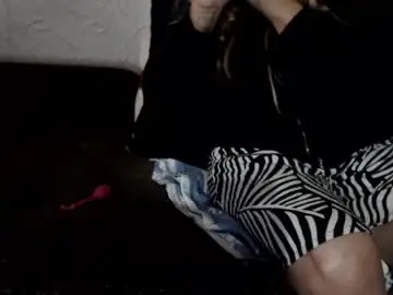 Chaturbate Live Sex Cam of lariss__