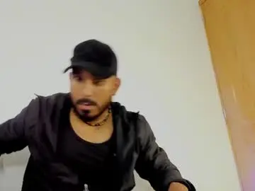 Chaturbate Nude Webcam of leocarter_