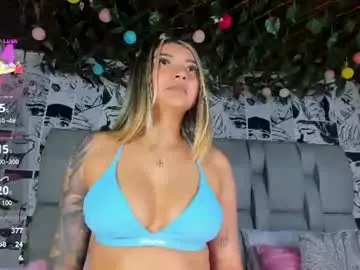 Chaturbate Adult Webcam of lucyrosse_