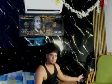 Chaturbate Free Porn Cam of mr_maximo