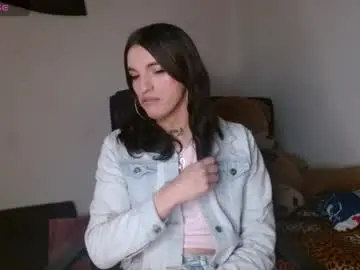 Chaturbate Sex Cam of scarlett_crastrawberry