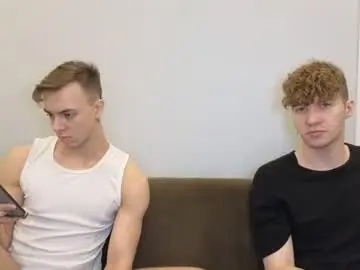 Chaturbate Live Sex Cam of alexxx_d
