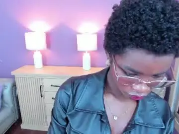 Chaturbate Live Porn of amelia_adms