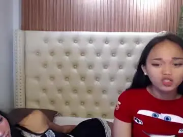 Chaturbate Watch Live Sex Cams of huxley_elenoise