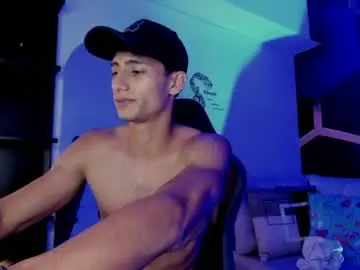 Chaturbate Best live sex cam show of maximo_romano