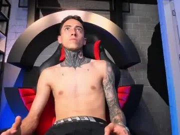 Chaturbate Free Live Porn of axelroyce