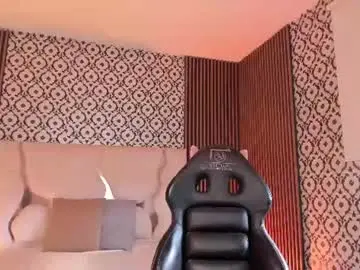 Chaturbate Sex Cam of beella_tay1