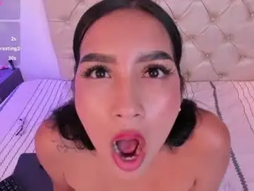 Chaturbate Nude Webcam of dulcce_maria18