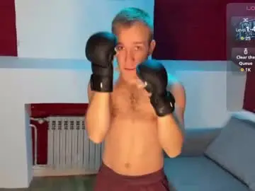 Chaturbate Live Sex of guy_charming