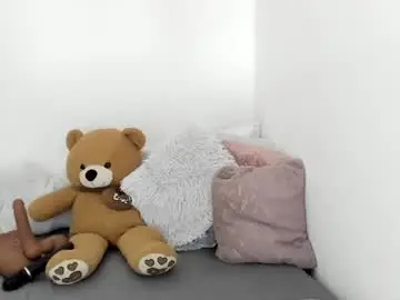 Chaturbate Live Sex Cam of karinna_ebony