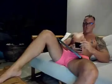 Chaturbate Live Sex Cam of leoboyf4f